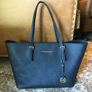 Michael Kors Jet Set Carryall Saffino Tote Travel